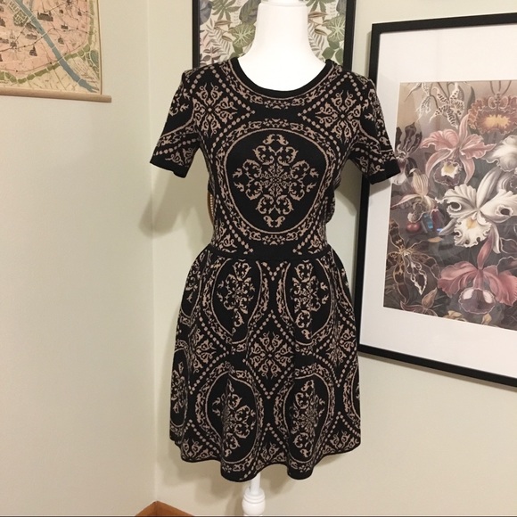 Romeo & Juliet Couture Dresses & Skirts - NY Sale 20% Off!Romeo+Juliet Couture Sweater Dress